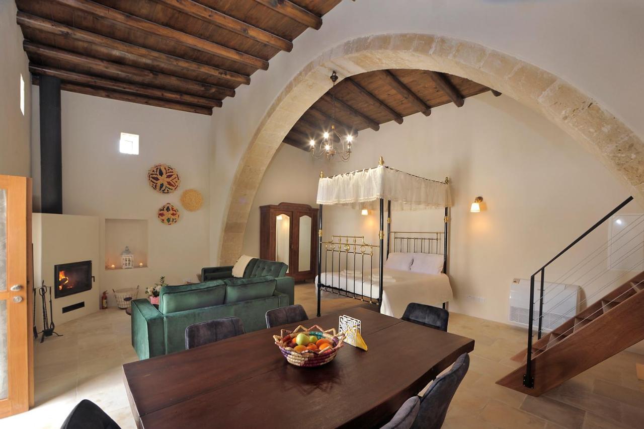 Pentasino Traditional House Agios Theodoros ภายนอก รูปภาพ