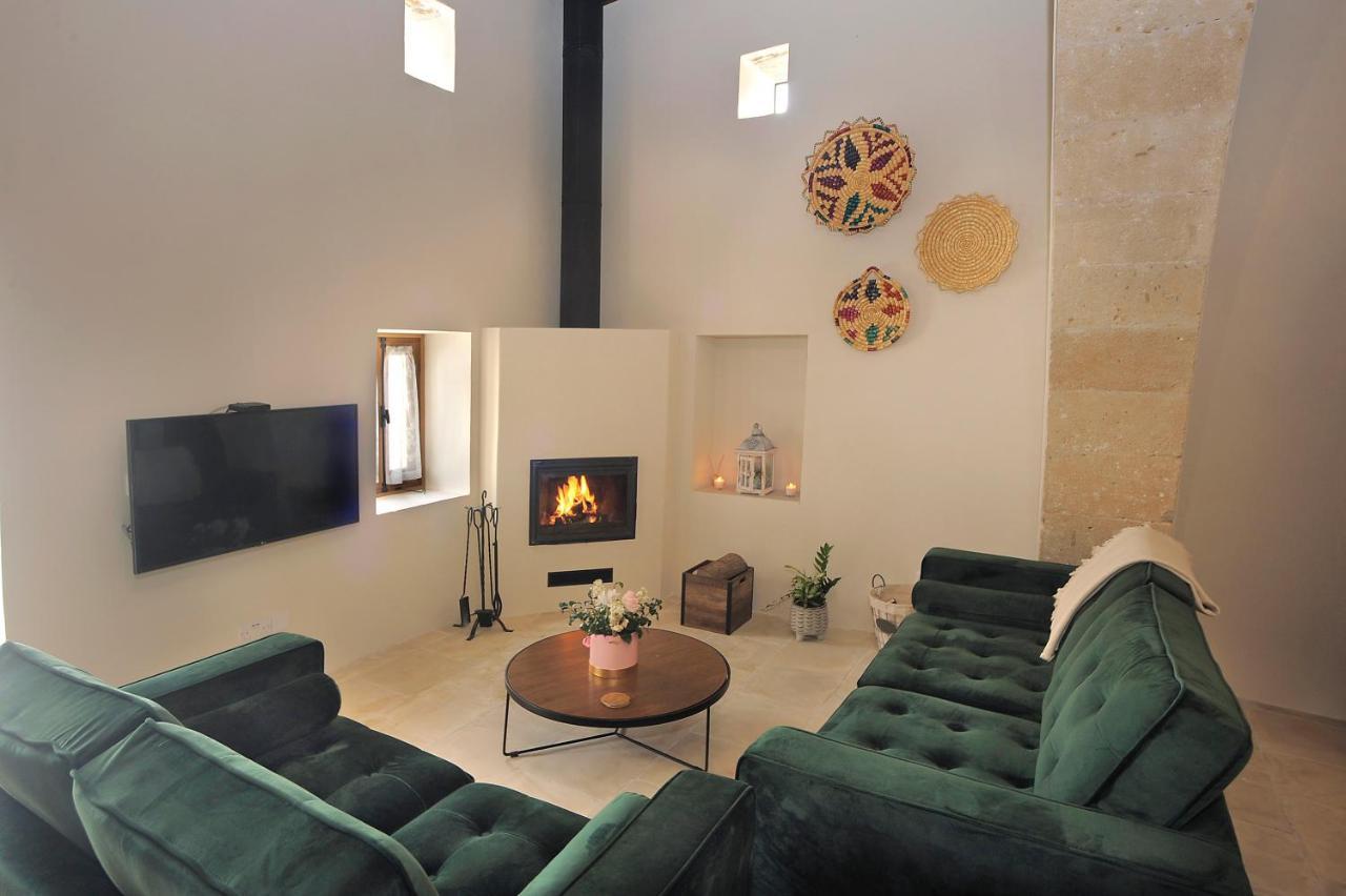 Pentasino Traditional House Agios Theodoros ภายนอก รูปภาพ