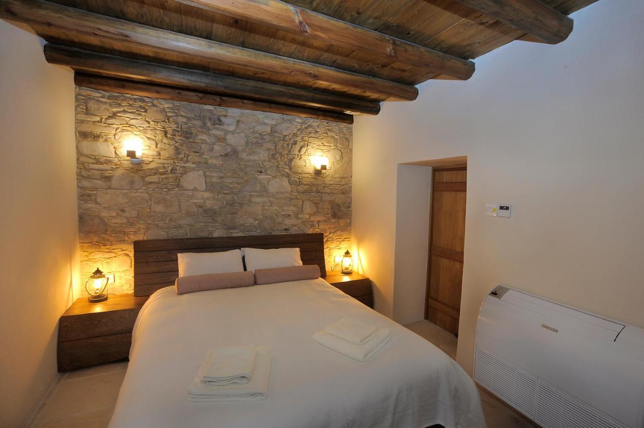 Pentasino Traditional House Agios Theodoros ภายนอก รูปภาพ